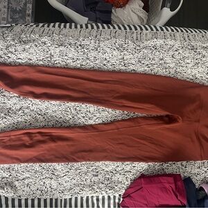 Lululemon Women's Rust Pants